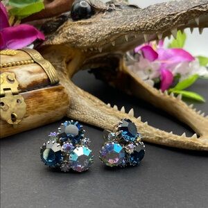 Weiss clip on earrings vintage 🔥